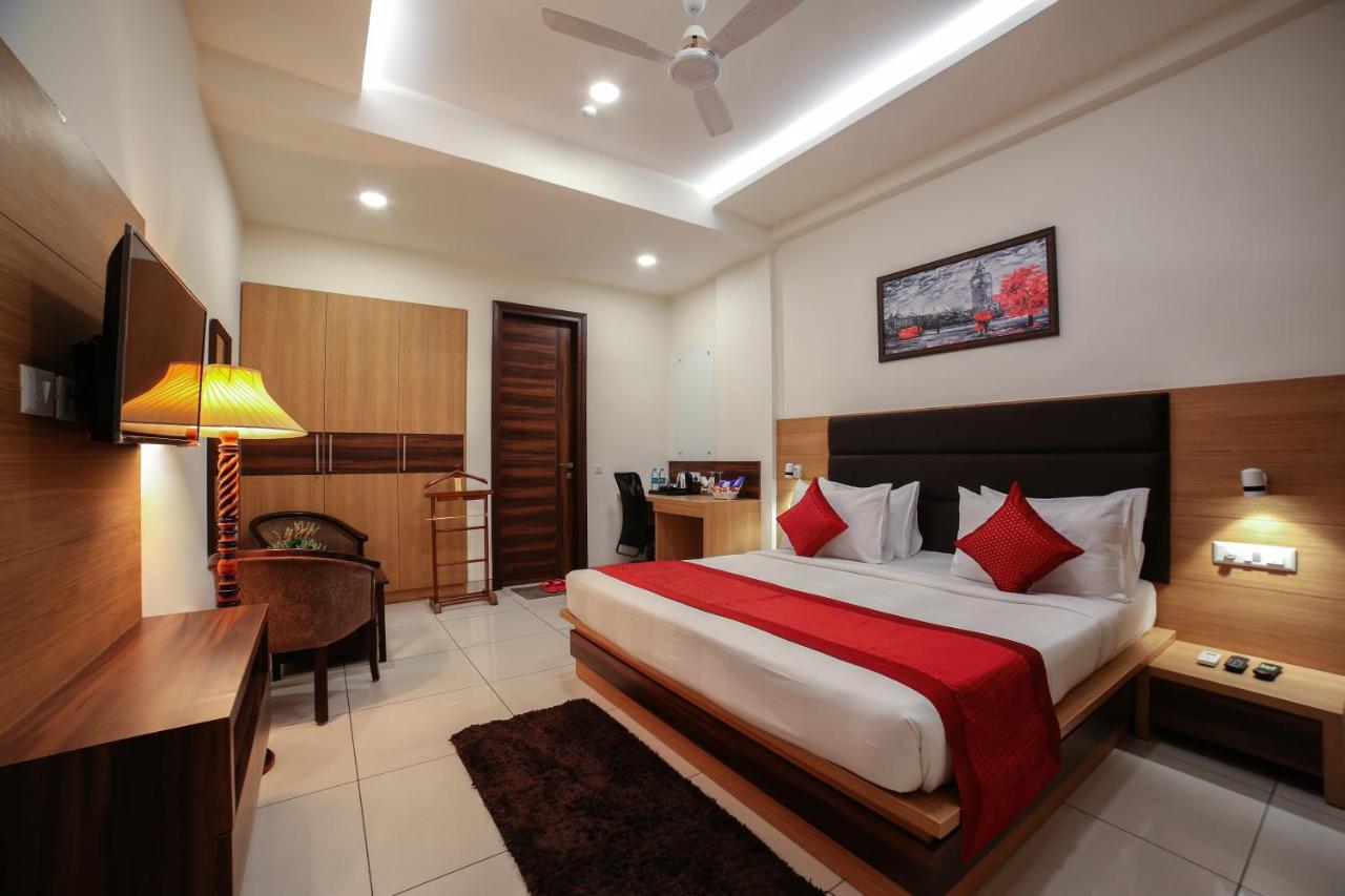 Hotel Grand Regency By Jmd Group Near Delhi Igi Airport Nueva Delhi Exterior foto