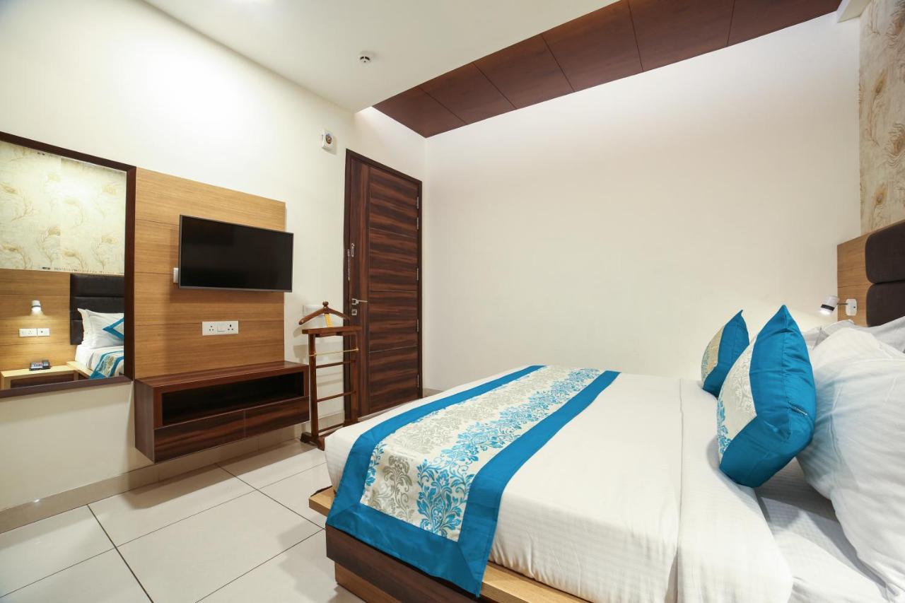 Hotel Grand Regency By Jmd Group Near Delhi Igi Airport Nueva Delhi Exterior foto